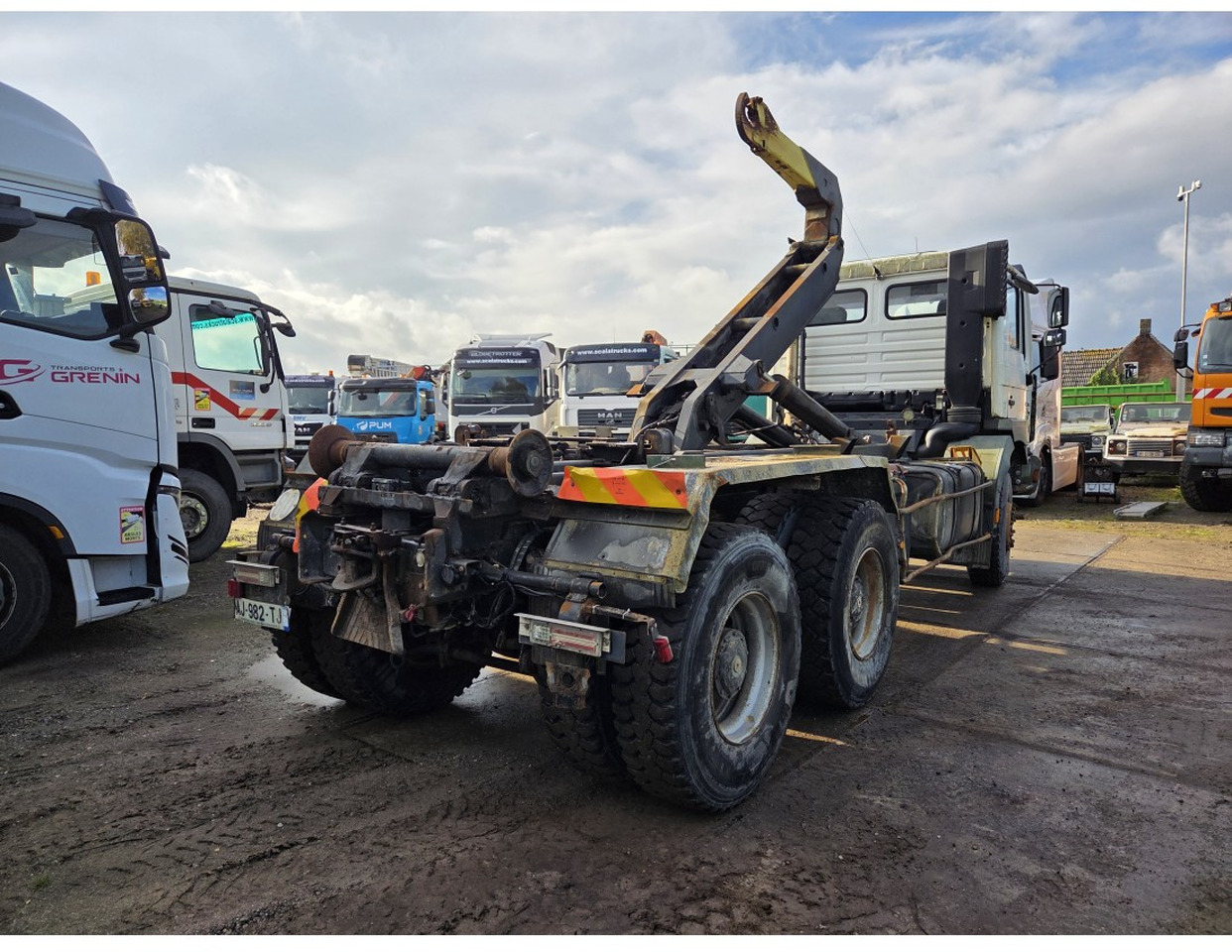 MAN FE 360 6X4 HOOKLIFT 6 CYL MANUAL GEARBOX - Camion cu cârlig: Foto 3 MAN FE 360 6X4 HOOKLIFT 6 CYL MANUAL GEARBOX - Camion cu cârlig: Foto 3
