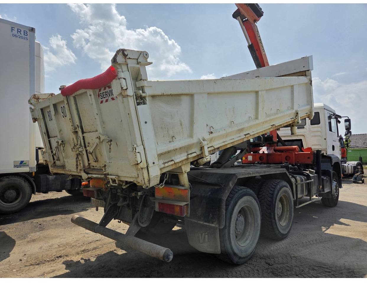 MAN TGA 26.350 6X4 BORDMATIC TIPPER CRANE PALFINGER PK15500 - Camion basculantă, Camion cu macara: Foto 2 MAN TGA 26.350 6X4 BORDMATIC TIPPER CRANE PALFINGER PK15500 - Camion basculantă, Camion cu macara: Foto 2