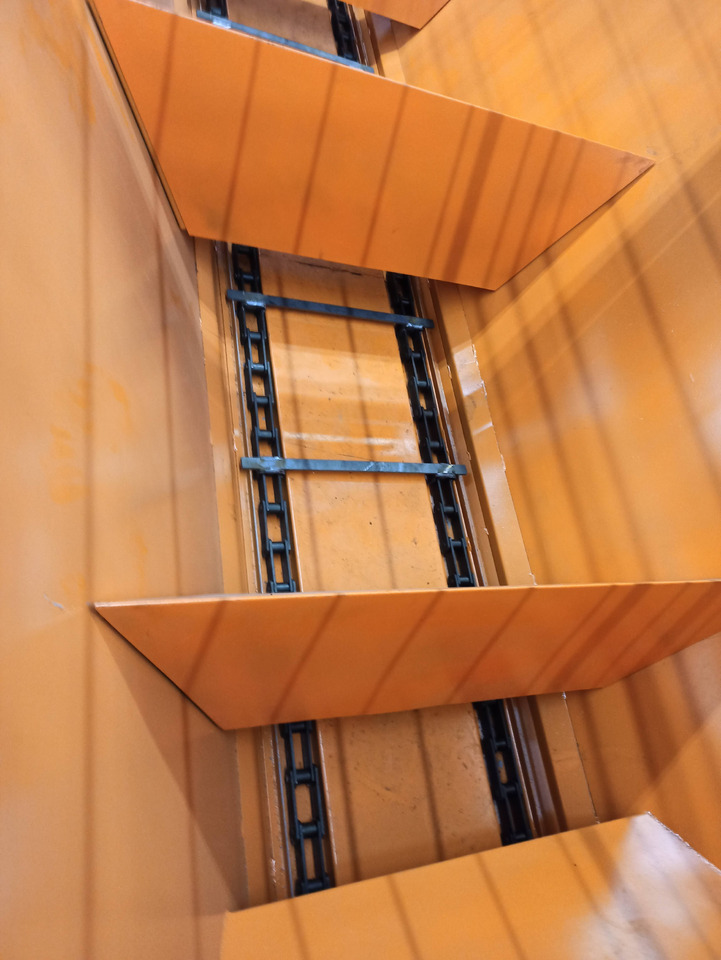 TICAB Sand and Salt Spreader,6/9mᵌ,9/12t of sand,Manufaсturer - Maşina comunala: Foto 4 TICAB Sand and Salt Spreader,6/9mᵌ,9/12t of sand,Manufaсturer - Maşina comunala: Foto 4