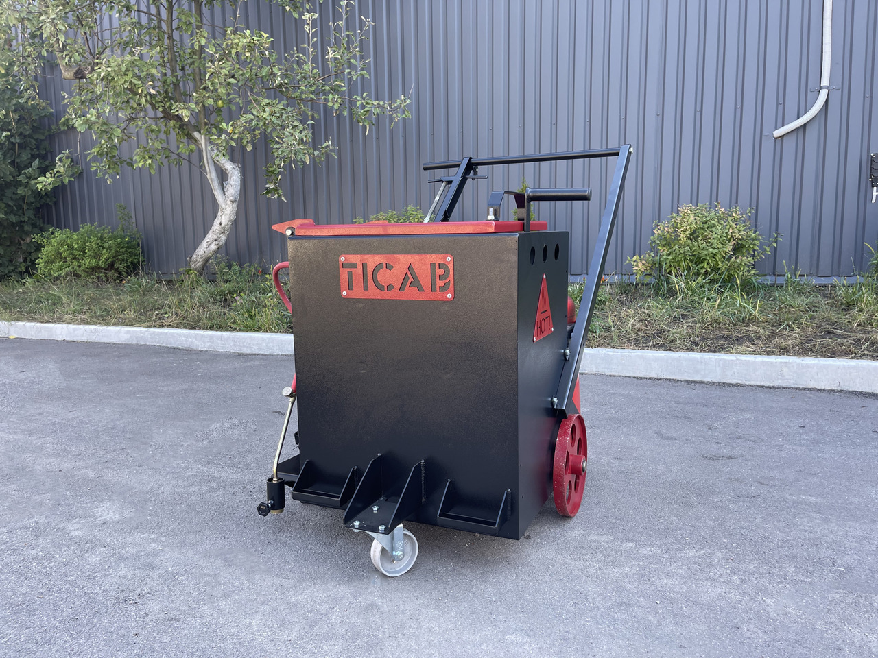 TICAB Mini Crack Sealing Machine , Hand Push Crack Fill Machine, Manufacturer, - Gudronator: Foto 1 TICAB Mini Crack Sealing Machine , Hand Push Crack Fill Machine, Manufacturer, - Gudronator: Foto 1