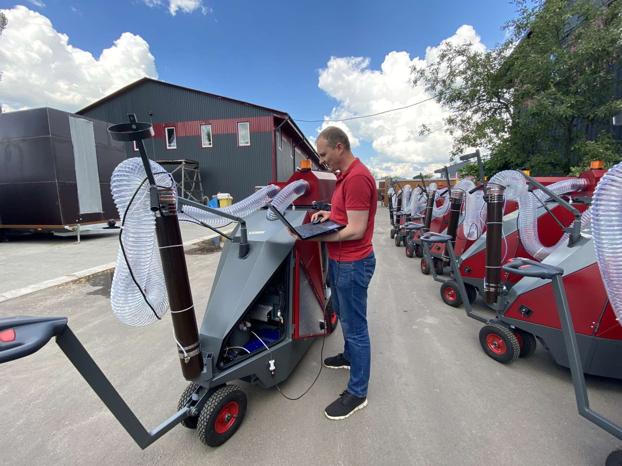 ТІСАВ Street Vacuum Cleaner, Outdoor Vacuum Sweeper, Manufacturer, City Ant - Aspirator industrial: Foto 5 ТІСАВ Street Vacuum Cleaner, Outdoor Vacuum Sweeper, Manufacturer, City Ant - Aspirator industrial: Foto 5