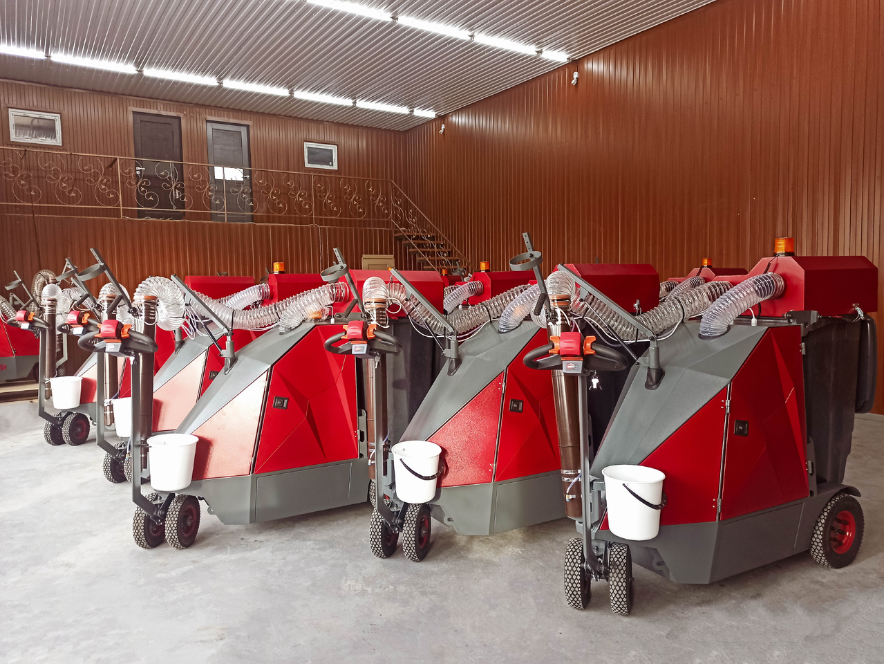 ТІСАВ Street Vacuum Cleaner, Outdoor Vacuum Sweeper, Manufacturer, City Ant - Aspirator industrial: Foto 3 ТІСАВ Street Vacuum Cleaner, Outdoor Vacuum Sweeper, Manufacturer, City Ant - Aspirator industrial: Foto 3