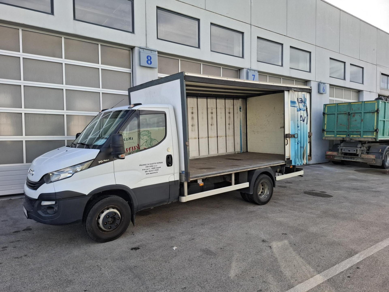 IVECO Daily 70C15 - Autoutilitară cu prelată: Foto 5 IVECO Daily 70C15 - Autoutilitară cu prelată: Foto 5