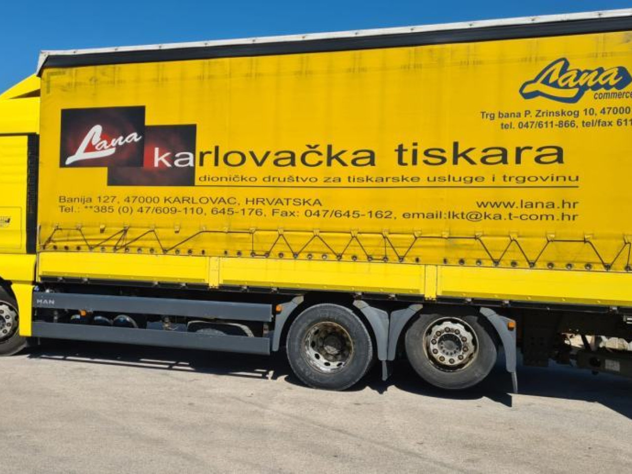 MAN TGX 26.440 - Camion cu prelată: Foto 3 MAN TGX 26.440 - Camion cu prelată: Foto 3