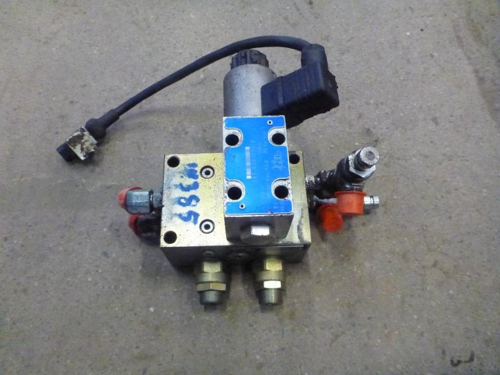 CAT 374 D Ventiler, 339-4353 - Hidraulică pentru Utilaje constructii: Foto 1 CAT 374 D Ventiler, 339-4353 - Hidraulică pentru Utilaje constructii: Foto 1