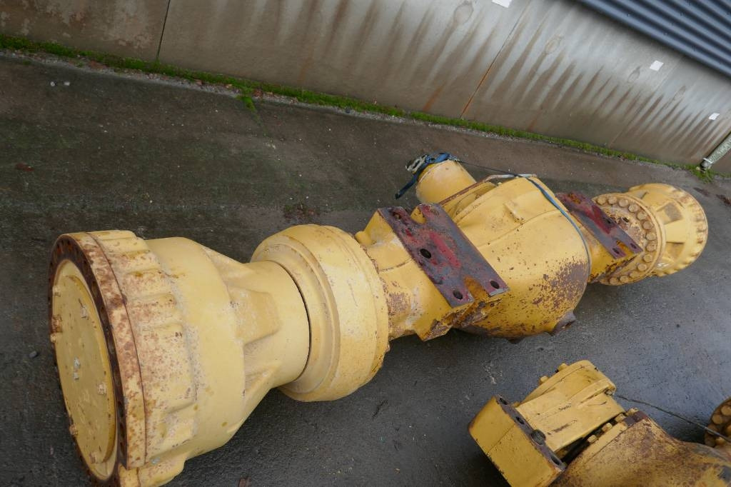 CAT 980G framaxel G1725389 - Punte şi piese pentru Utilaje constructii: Foto 1 CAT 980G framaxel G1725389 - Punte şi piese pentru Utilaje constructii: Foto 1