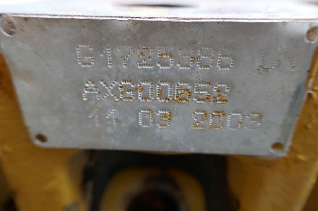 CAT 980G framaxel G1725389 - Punte şi piese pentru Utilaje constructii: Foto 3 CAT 980G framaxel G1725389 - Punte şi piese pentru Utilaje constructii: Foto 3