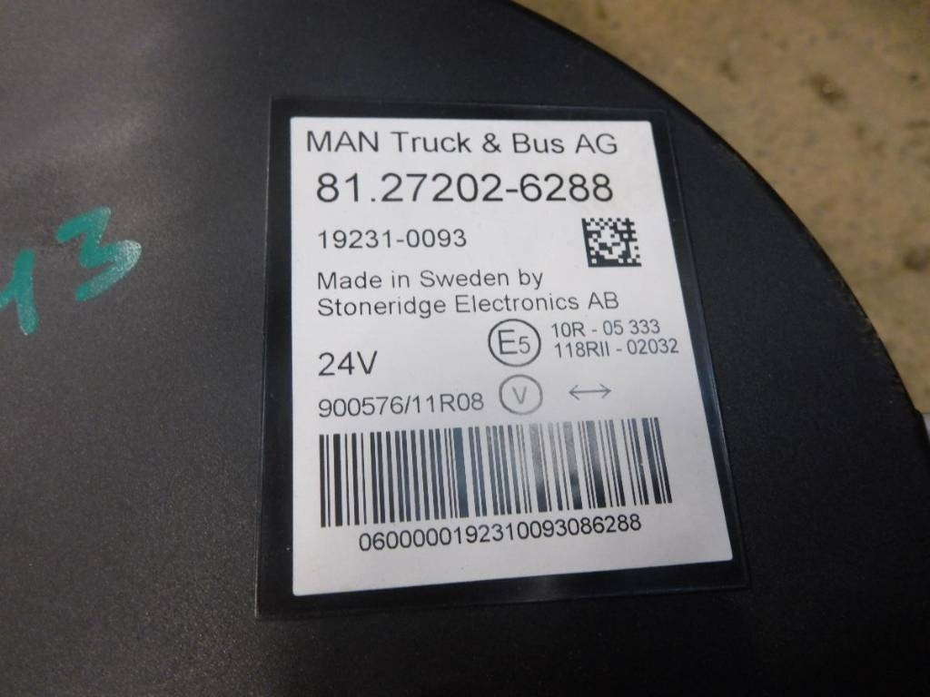 MAN TGS mätarhus, 81272026288 - Sistem electric pentru Camion: Foto 3 MAN TGS mätarhus, 81272026288 - Sistem electric pentru Camion: Foto 3