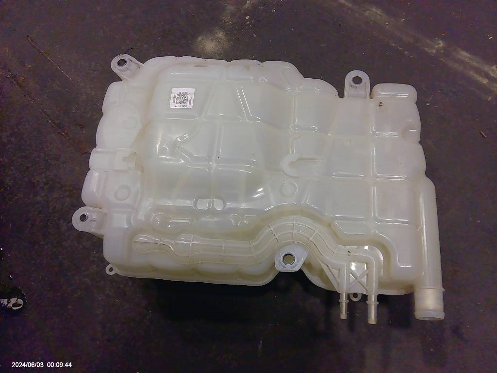 Scania R410 Expansionskärl, 2545035 - Motor pentru Camion: Foto 3 Scania R410 Expansionskärl, 2545035 - Motor pentru Camion: Foto 3