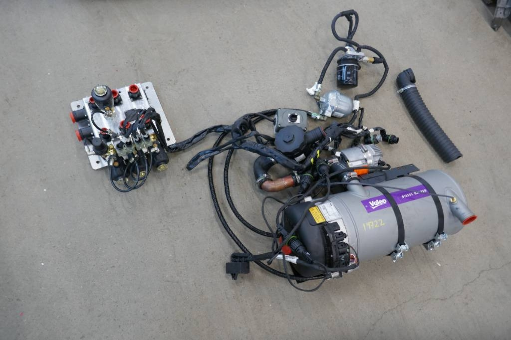 Volvo 8900 - Cabină pentru Camion: Foto 1 Volvo 8900 - Cabină pentru Camion: Foto 1