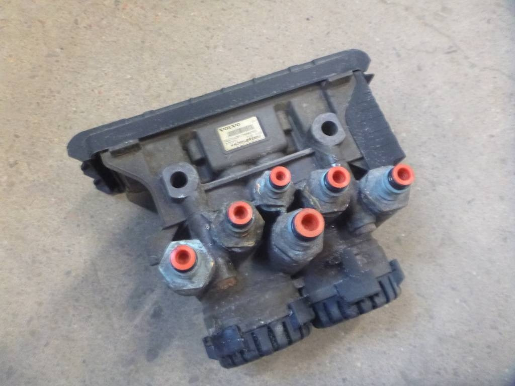 Volvo FH 13 520 - Piese frână pentru Camion: Foto 1 Volvo FH 13 520 - Piese frână pentru Camion: Foto 1