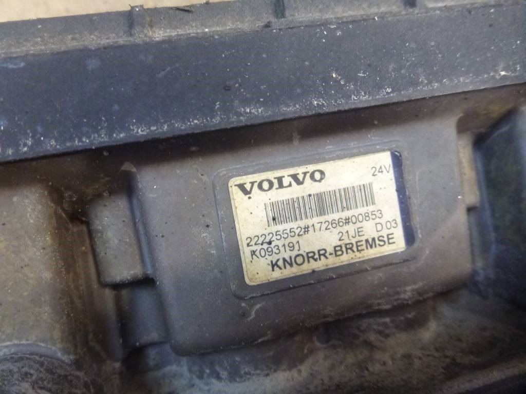 Volvo FH 13 520 - Piese frână pentru Camion: Foto 2 Volvo FH 13 520 - Piese frână pentru Camion: Foto 2