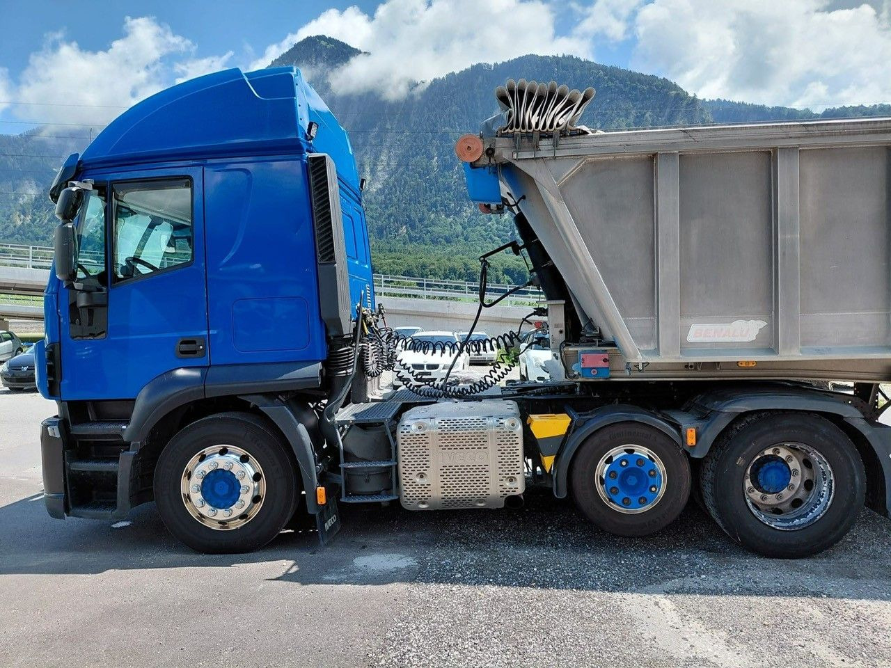 Iveco 440S48TX Stralis 6x2, E6, Kipphydraulik - Cap tractor: Foto 4 Iveco 440S48TX Stralis 6x2, E6, Kipphydraulik - Cap tractor: Foto 4