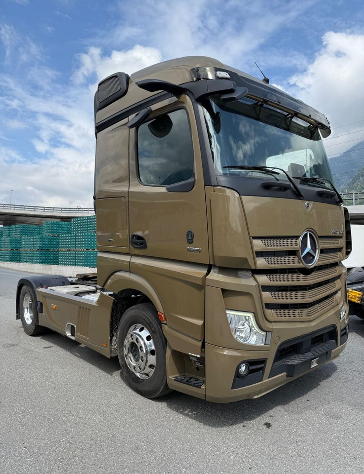 Mercedes-Benz Actros 1851 4x2, MP5, E6, Retarder, Kompressor - Cap tractor: Foto 2 Mercedes-Benz Actros 1851 4x2, MP5, E6, Retarder, Kompressor - Cap tractor: Foto 2