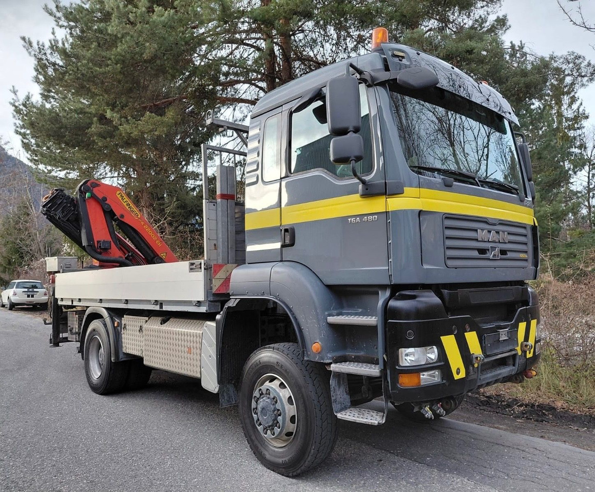MAN TGA 18.480 4x4, E4, Wechsel, Palfinger PK22002EH - Camion cu macara: Foto 4 MAN TGA 18.480 4x4, E4, Wechsel, Palfinger PK22002EH - Camion cu macara: Foto 4