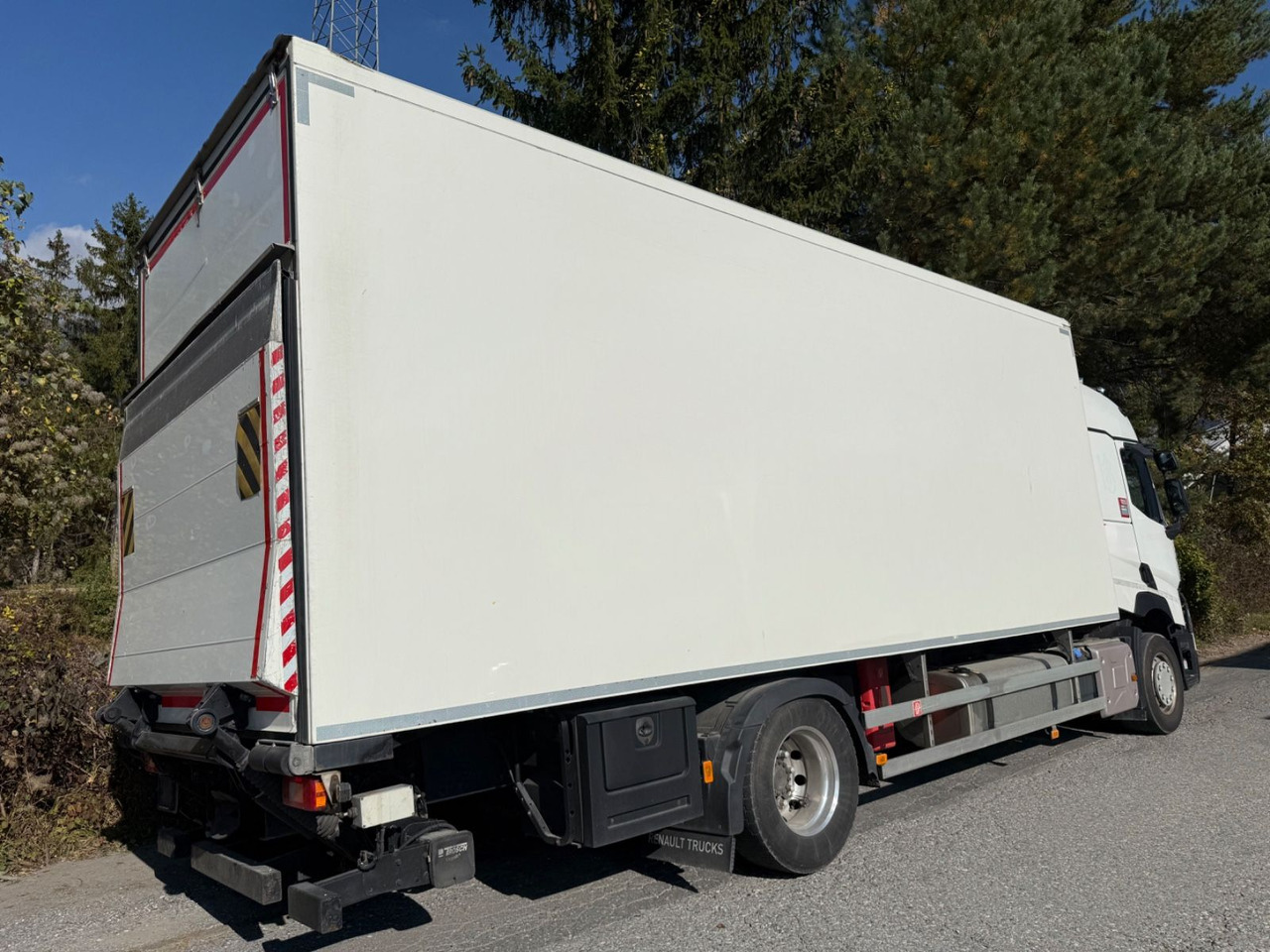 Renault T460 4x2, E 6, Carrier U850, -30C, Ladebordwand - Camion frigider: Foto 3 Renault T460 4x2, E 6, Carrier U850, -30C, Ladebordwand - Camion frigider: Foto 3
