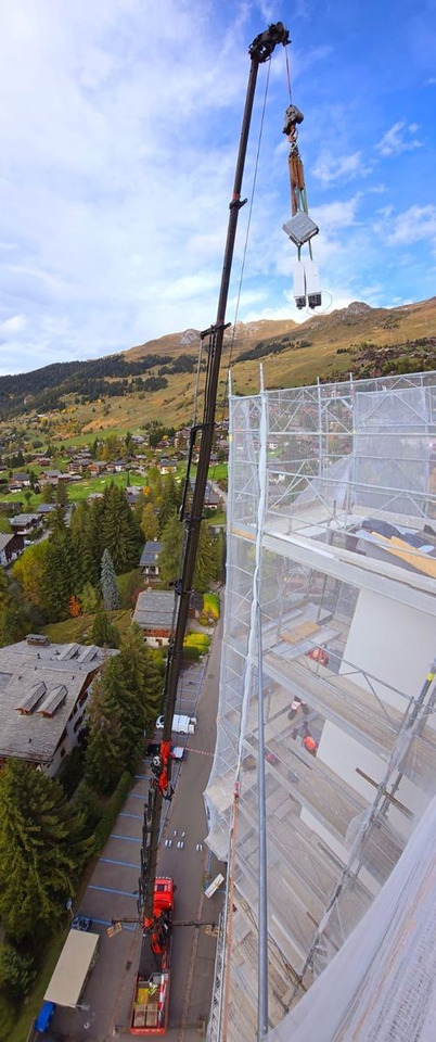 Scania R500 V8 LB10x4, E5, Effer 1750 8S, FLYJIB, 44m - Camion cu macara: Foto 4 Scania R500 V8 LB10x4, E5, Effer 1750 8S, FLYJIB, 44m - Camion cu macara: Foto 4