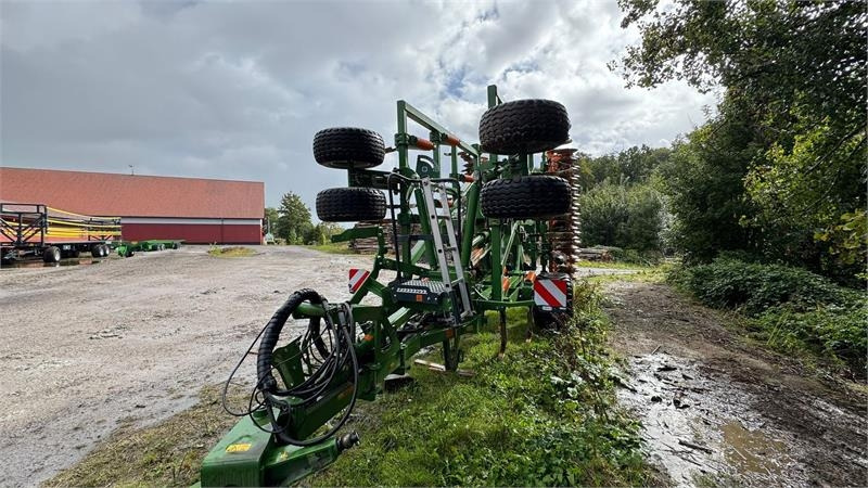 Amazone Cenius 7003 - 2TX Cenius 7003 m. så fordeler - Grapă: Foto 3 Amazone Cenius 7003 - 2TX Cenius 7003 m. så fordeler - Grapă: Foto 3