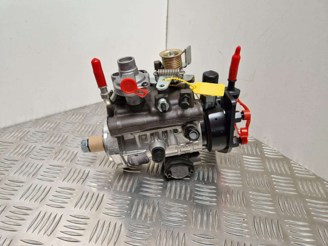 JCB Delphi injection pump 17/925300 - Motor şi piese pentru Utilaje constructii: Foto 2 JCB Delphi injection pump 17/925300 - Motor şi piese pentru Utilaje constructii: Foto 2