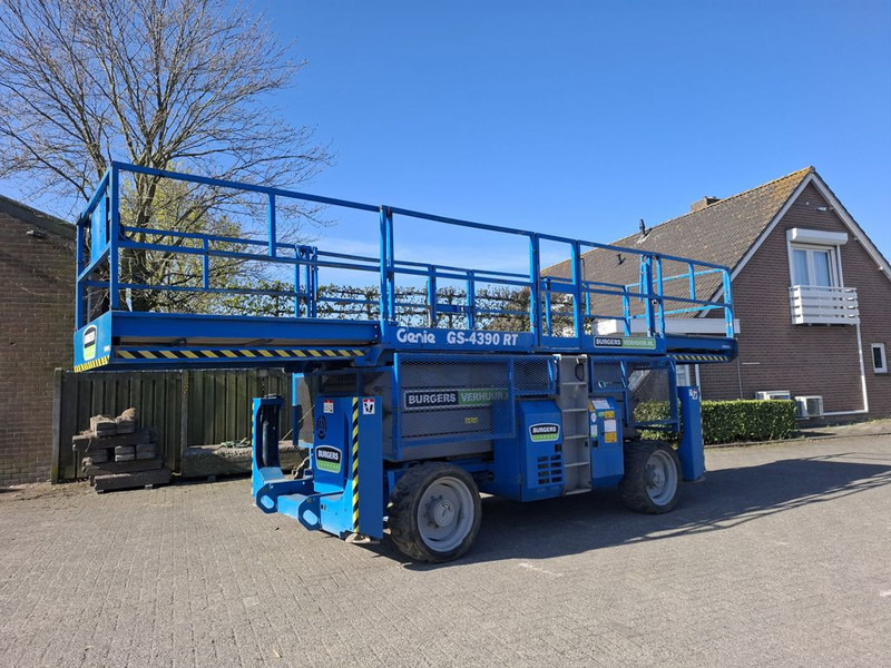Genie GS4390 RT - Platforma foarfeca: Foto 1 Genie GS4390 RT - Platforma foarfeca: Foto 1