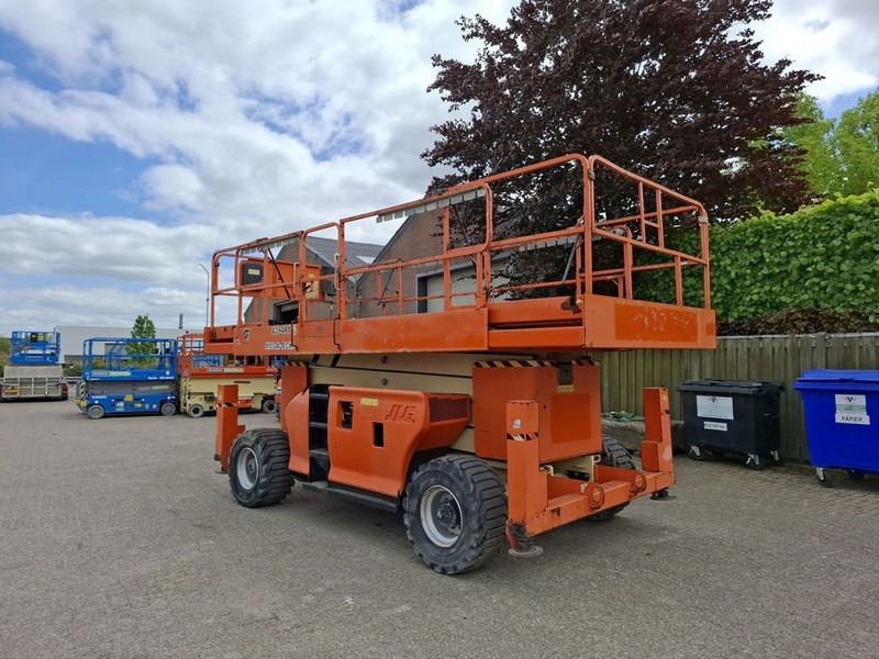 JLG 4394RT - Platforma foarfeca: Foto 4 JLG 4394RT - Platforma foarfeca: Foto 4