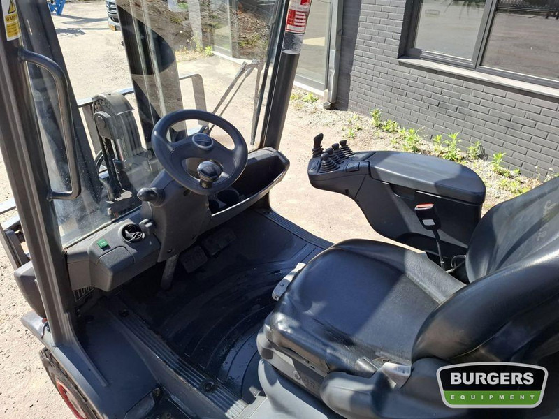 Linde H25T - Stivuitor GPL: Foto 5 Linde H25T - Stivuitor GPL: Foto 5