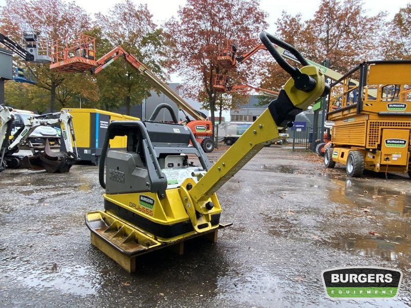 Neuson DPU 65.55 - Placă compactoare: Foto 4 Neuson DPU 65.55 - Placă compactoare: Foto 4