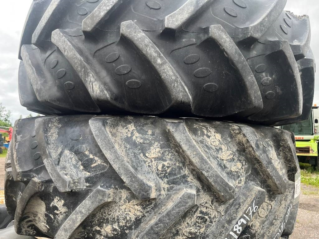 Agrimax 650/65-38 420/85-28 till Case MX 135 - Anvelopă pentru Utilaje agricole: Foto 4 Agrimax 650/65-38 420/85-28 till Case MX 135 - Anvelopă pentru Utilaje agricole: Foto 4