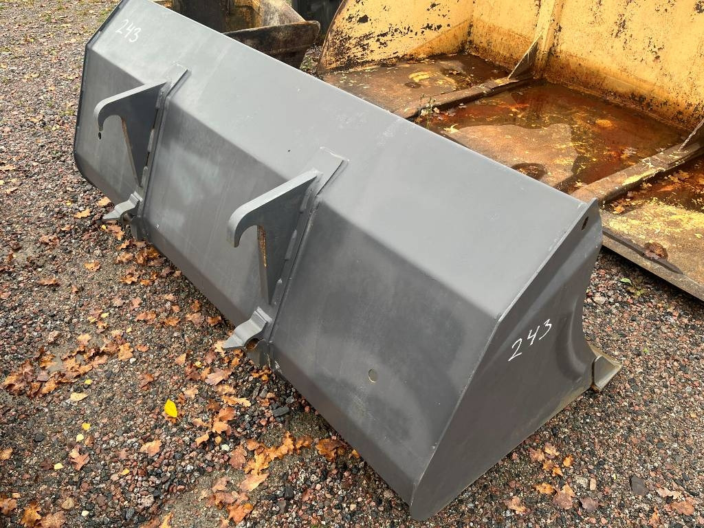 Grusskopa Jordskopa Trima SMS fäste - Cupă incărcător: Foto 1 Grusskopa Jordskopa Trima SMS fäste - Cupă incărcător: Foto 1