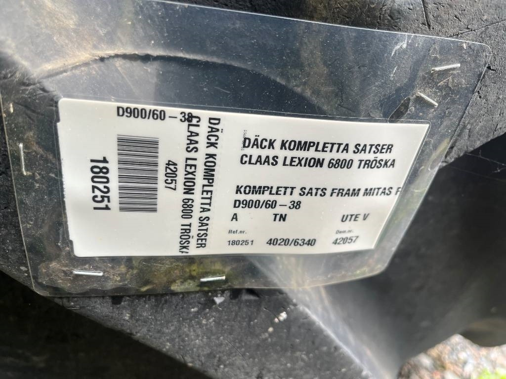 Mitas 900/60R38 Däck till Claas Lexion 6800 - Anvelopă pentru Utilaje agricole: Foto 2 Mitas 900/60R38 Däck till Claas Lexion 6800 - Anvelopă pentru Utilaje agricole: Foto 2