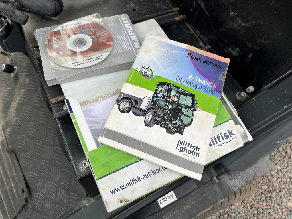 Măturătoare stradală Nilfisk 3500 City Ranger Dismantled: only spare parts: Foto 7 Măturătoare stradală Nilfisk 3500 City Ranger Dismantled: only spare parts: Foto 7