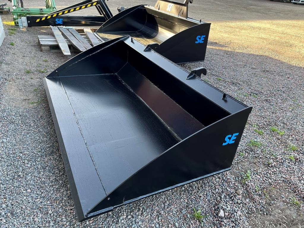 Planeringsskopa SE 2,20 Volvo L30 , L35 - Cupă pentru Utilaje constructii: Foto 2 Planeringsskopa SE 2,20 Volvo L30 , L35 - Cupă pentru Utilaje constructii: Foto 2