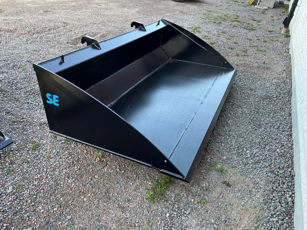 Planeringsskopa SE 2,20 Volvo L30 , L35 - Cupă pentru Utilaje constructii: Foto 1 Planeringsskopa SE 2,20 Volvo L30 , L35 - Cupă pentru Utilaje constructii: Foto 1