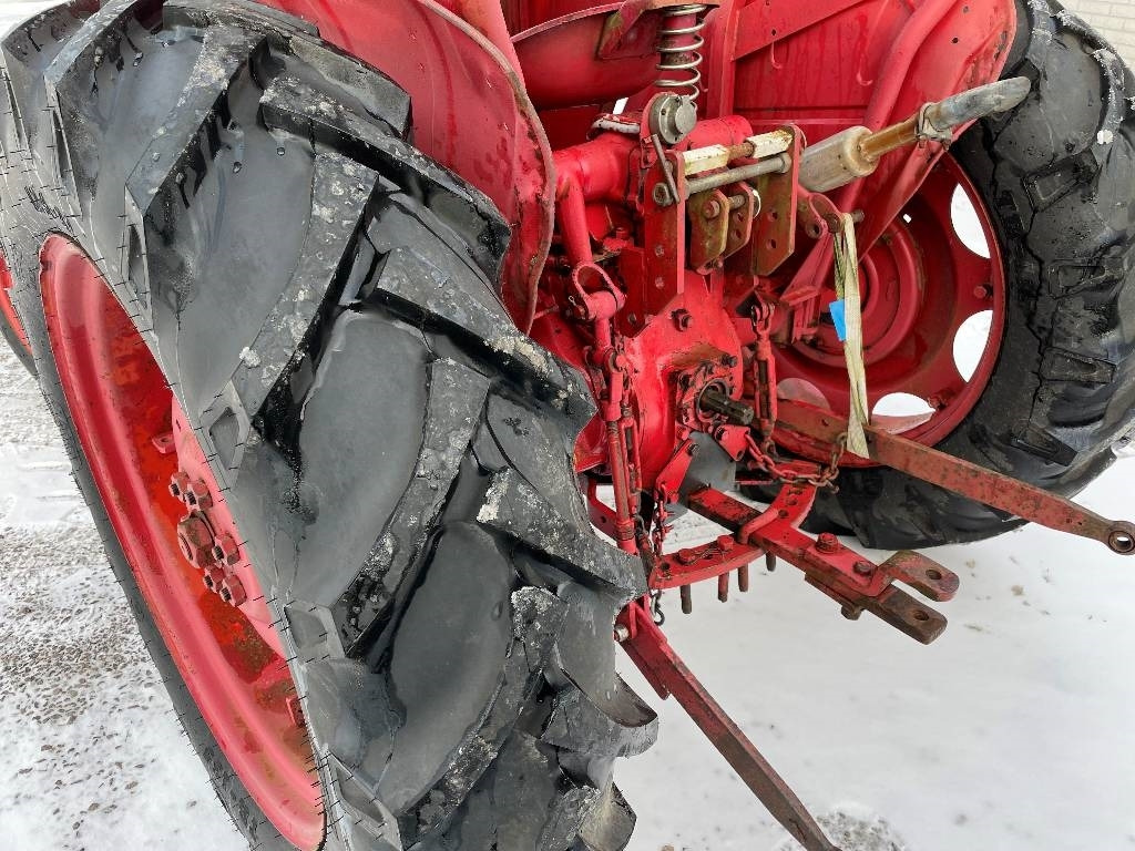 Volvo BM 320 Dismantled: only spare parts - Tractor agricol: Foto 2 Volvo BM 320 Dismantled: only spare parts - Tractor agricol: Foto 2