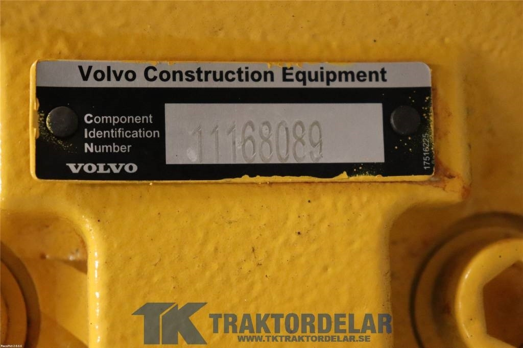 Volvo L 120 H Framvagn - Punte şi piese pentru Utilaje constructii: Foto 4 Volvo L 120 H Framvagn - Punte şi piese pentru Utilaje constructii: Foto 4