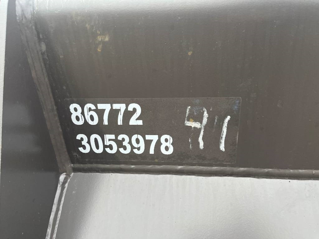 Volvo L150H L180H Ny Skopa Volvo L150 L180 Bucket - Cupă pentru Utilaje constructii: Foto 3 Volvo L150H L180H Ny Skopa Volvo L150 L180 Bucket - Cupă pentru Utilaje constructii: Foto 3