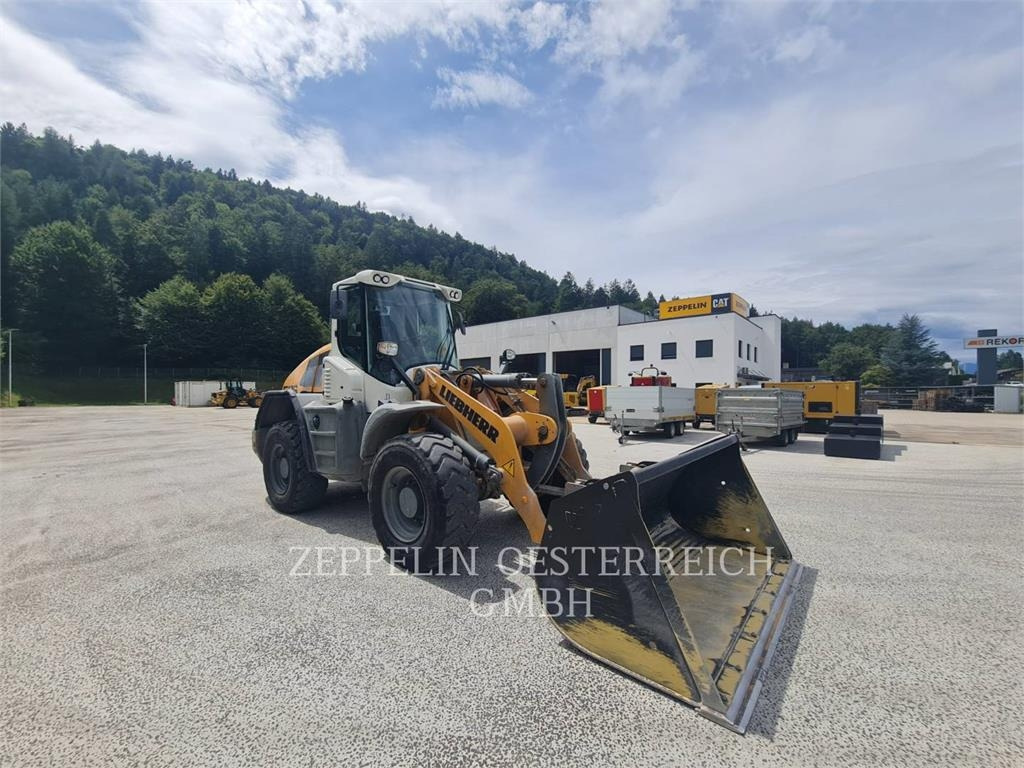 Liebherr L526 - Încărcător frontal pe pneuri: Foto 2 Liebherr L526 - Încărcător frontal pe pneuri: Foto 2
