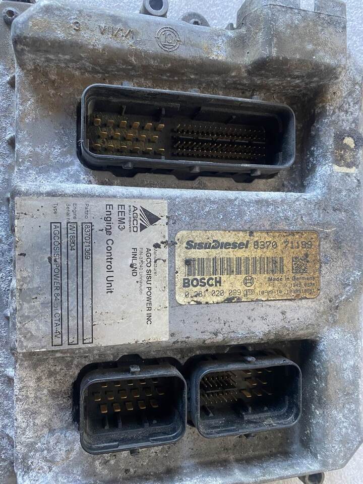 Agco Sisu Power INC 837071369 Bosch 0 281 020 099 - Calculator de bord pentru Utilaje agricole: Foto 1 Agco Sisu Power INC 837071369 Bosch 0 281 020 099 - Calculator de bord pentru Utilaje agricole: Foto 1