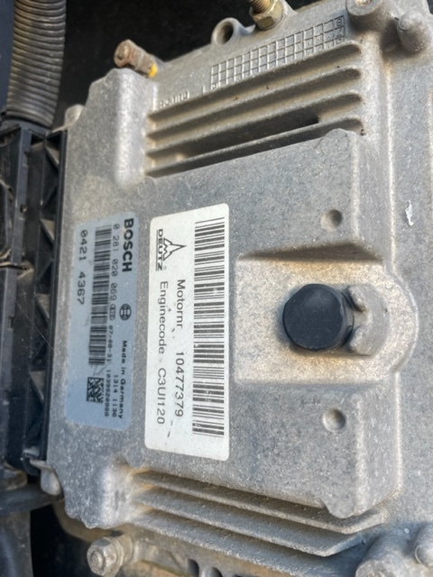 Bosch - Moduł Silnika Deutz TCD2012L042V 2V TCD 2012 L04 04214367 0281020069 - Calculator de bord pentru Utilaje agricole: Foto 1 Bosch - Moduł Silnika Deutz TCD2012L042V 2V TCD 2012 L04 04214367 0281020069 - Calculator de bord pentru Utilaje agricole: Foto 1