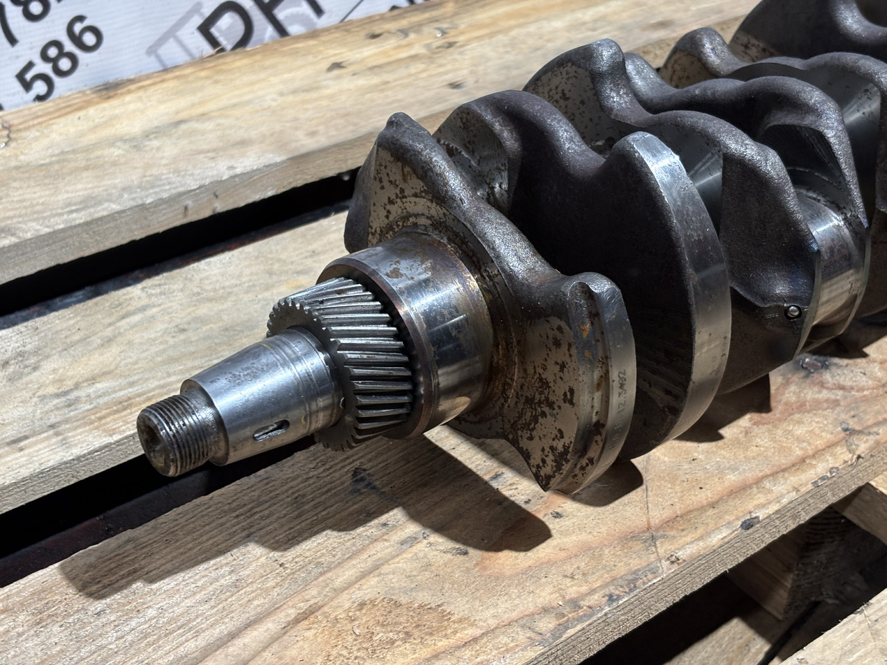 CAT CATERPILLAR Wał korbowy 3024C C2.2 308-1852 3081852 - Arbore cotit pentru Utilaje agricole: Foto 3 CAT CATERPILLAR Wał korbowy 3024C C2.2 308-1852 3081852 - Arbore cotit pentru Utilaje agricole: Foto 3