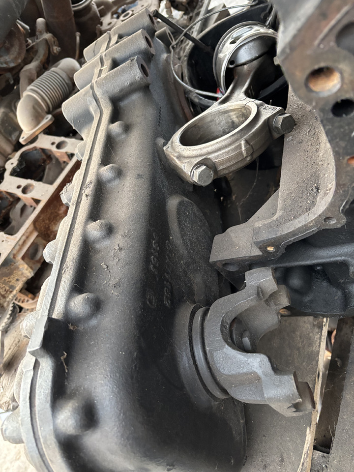 CAT Caterpillar 407 Skrzynia Pośrednia Skrzynia Rozdzielająca Napęd - Transmisie pentru Utilaje agricole: Foto 4 CAT Caterpillar 407 Skrzynia Pośrednia Skrzynia Rozdzielająca Napęd - Transmisie pentru Utilaje agricole: Foto 4