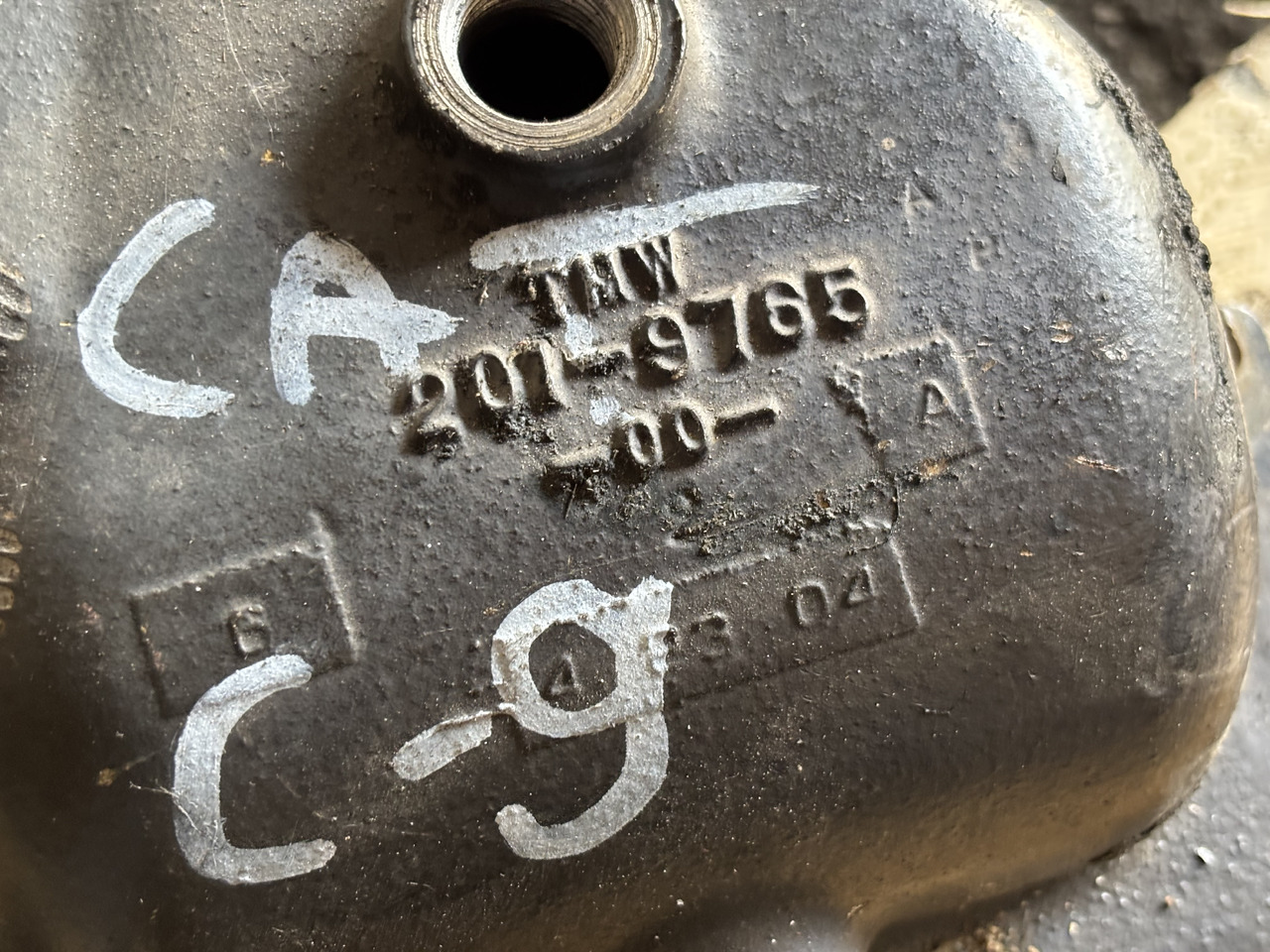 CAT Caterpillar C9 201-9765 Kolanko Wlotu Powietrza 2019765 - Conductă admisie pentru Utilaje agricole: Foto 2 CAT Caterpillar C9 201-9765 Kolanko Wlotu Powietrza 2019765 - Conductă admisie pentru Utilaje agricole: Foto 2