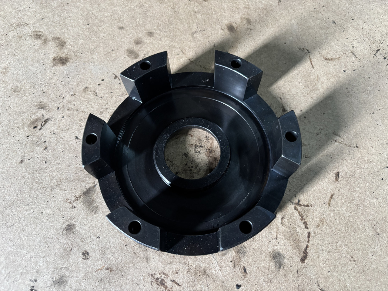 CLAAS AXION 830 Dzwon Obudowa 0011343560 0011606740 - Placă presiune ambreiaj pentru Tractor agricol: Foto 1 CLAAS AXION 830 Dzwon Obudowa 0011343560 0011606740 - Placă presiune ambreiaj pentru Tractor agricol: Foto 1