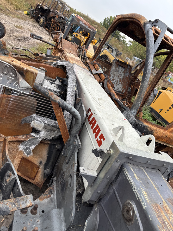 CLAAS Scorpion 7044 Siłownik Wysuwania Podnoszenia - Hidraulică pentru Utilaje agricole: Foto 1 CLAAS Scorpion 7044 Siłownik Wysuwania Podnoszenia - Hidraulică pentru Utilaje agricole: Foto 1