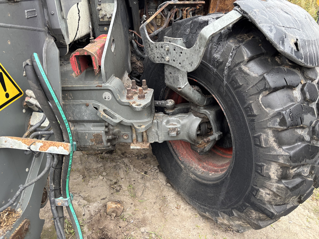 CLAAS Scorpion 7044 Zwolnica / Zwrotnica - Fuzeta pentru Utilaje agricole: Foto 1 CLAAS Scorpion 7044 Zwolnica / Zwrotnica - Fuzeta pentru Utilaje agricole: Foto 1