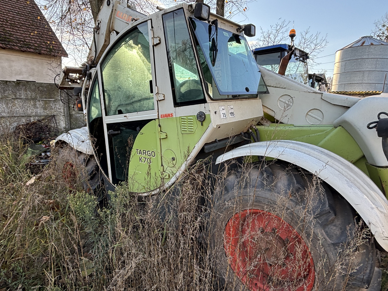 CLAAS TARGO K70 Kabina Drzwi Obudowa Okno Szyba - Uşă și piese pentru Utilaje agricole: Foto 2 CLAAS TARGO K70 Kabina Drzwi Obudowa Okno Szyba - Uşă și piese pentru Utilaje agricole: Foto 2