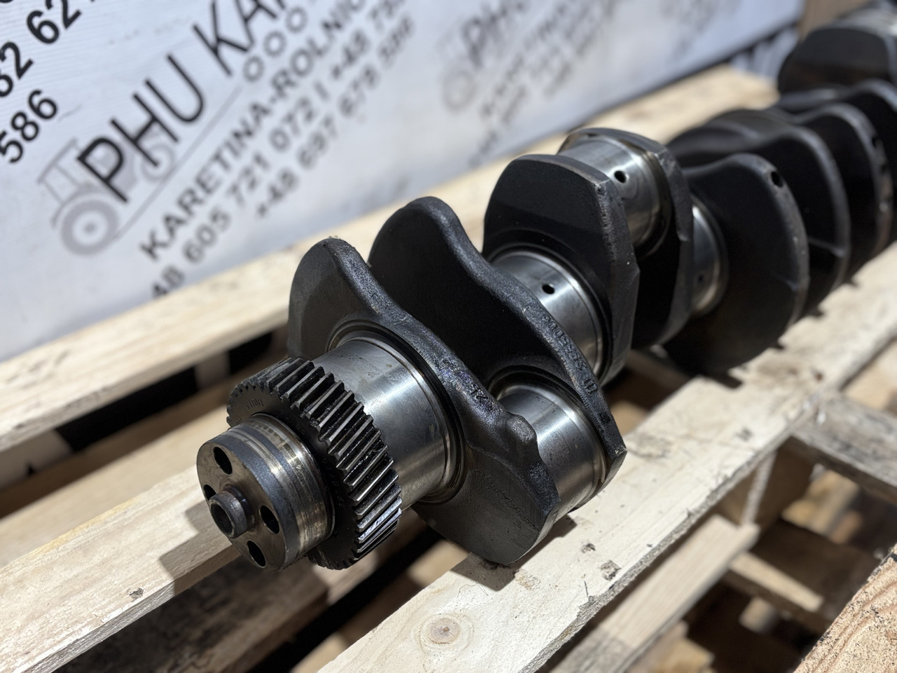 Case 5130 5140 5150 Maxxum 5140 Cummins 6BT Wał Korbowy J908032 J929037 J918324 - Arbore cotit pentru Utilaje agricole: Foto 1 Case 5130 5140 5150 Maxxum 5140 Cummins 6BT Wał Korbowy J908032 J929037 J918324 - Arbore cotit pentru Utilaje agricole: Foto 1