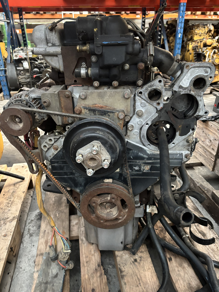 Cat Caterpillar 3054 130-6342 Silnk Części - Motor şi piese pentru Utilaje agricole: Foto 2 Cat Caterpillar 3054 130-6342 Silnk Części - Motor şi piese pentru Utilaje agricole: Foto 2