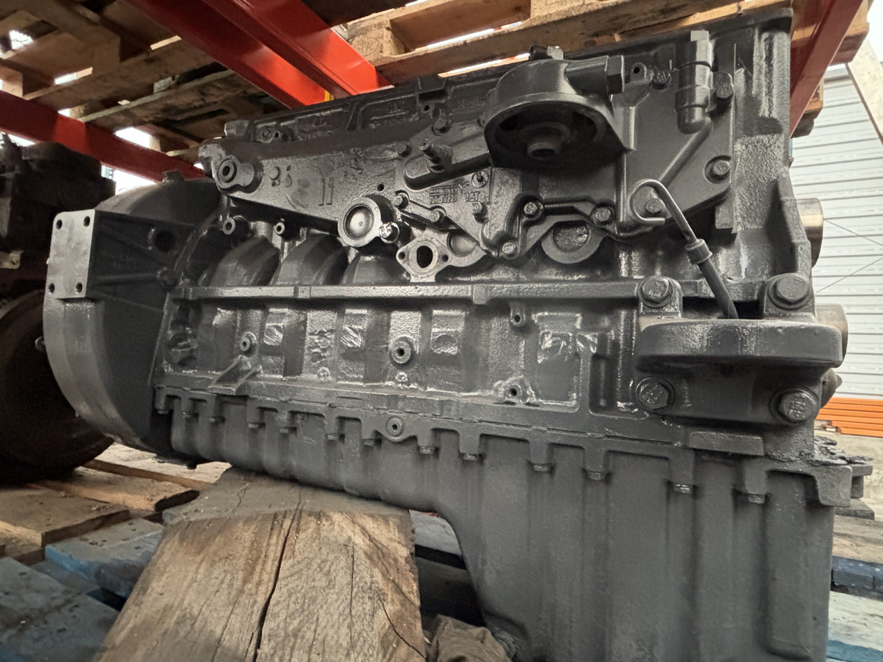 Cat Caterpillar 3126B Silnik Blok Miska Olejowa Wał Korbowy Tłok CZĘŚCI - Arbore cotit pentru Utilaje agricole: Foto 4 Cat Caterpillar 3126B Silnik Blok Miska Olejowa Wał Korbowy Tłok CZĘŚCI - Arbore cotit pentru Utilaje agricole: Foto 4