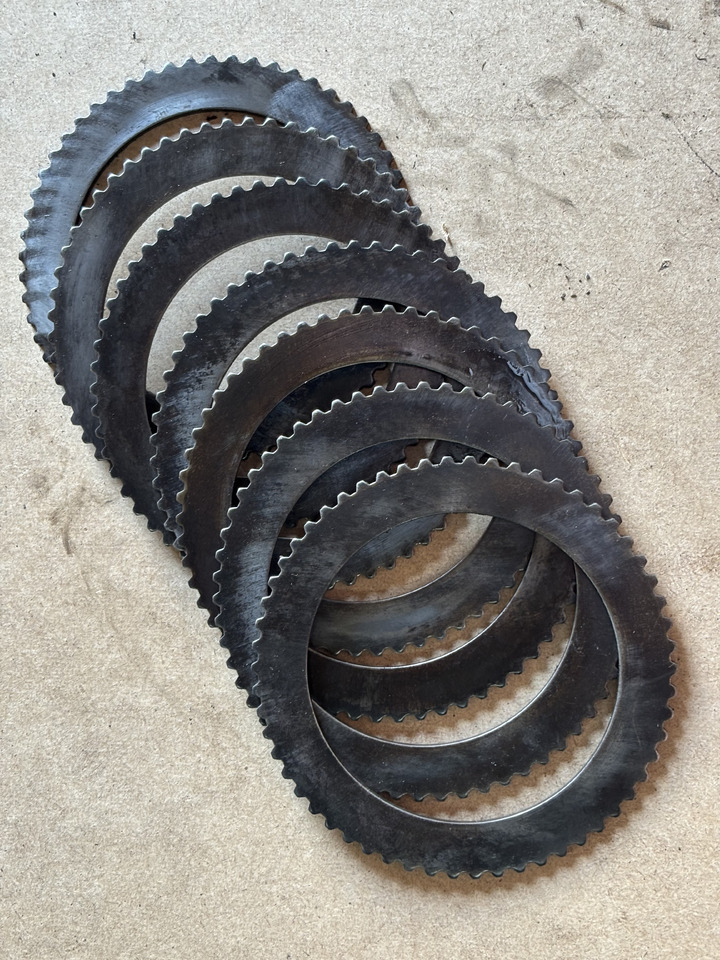 Claas AXION 830 Płytka palca 60 0503 164 2 6005031642 - Disc ambreiaj pentru Tractor agricol: Foto 2 Claas AXION 830 Płytka palca 60 0503 164 2 6005031642 - Disc ambreiaj pentru Tractor agricol: Foto 2